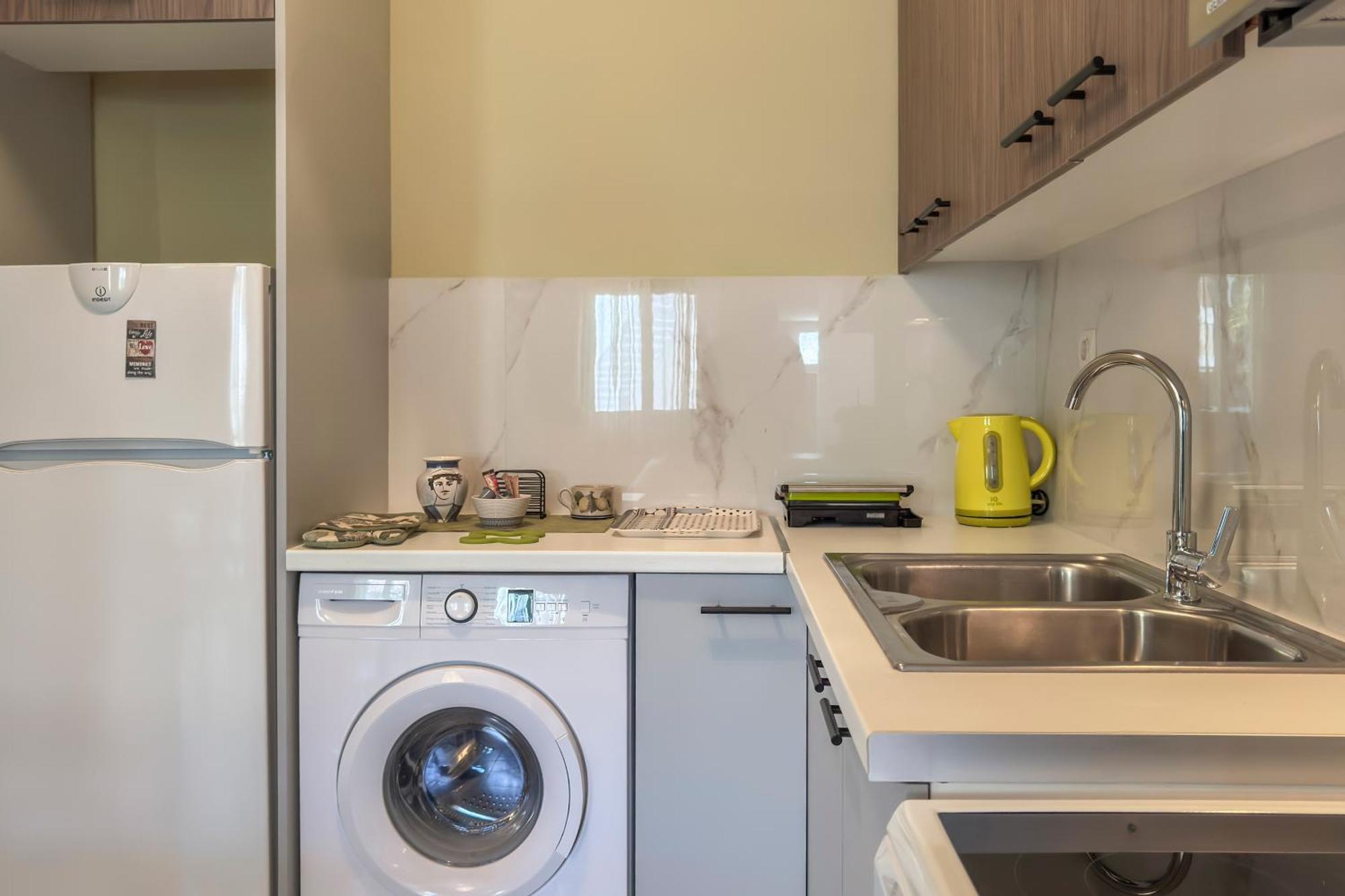 Alisahni Home 1 カト・ダラトソ エクステリア 写真